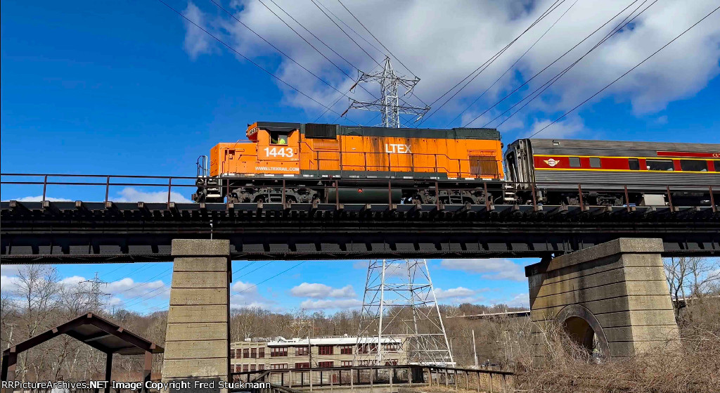 LTEX 1443 now leads north.
